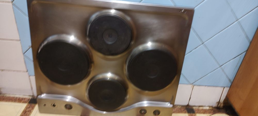 Электрическая варочная поверхность Ariston PH-604