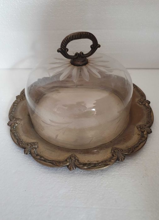 Queijeira vintage, estanho/casquinha/vidro antigo