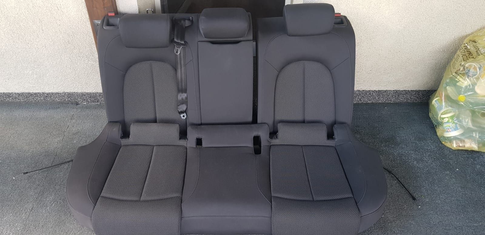 Siedzenia do Audi A6 C7 komplet + boczki tył