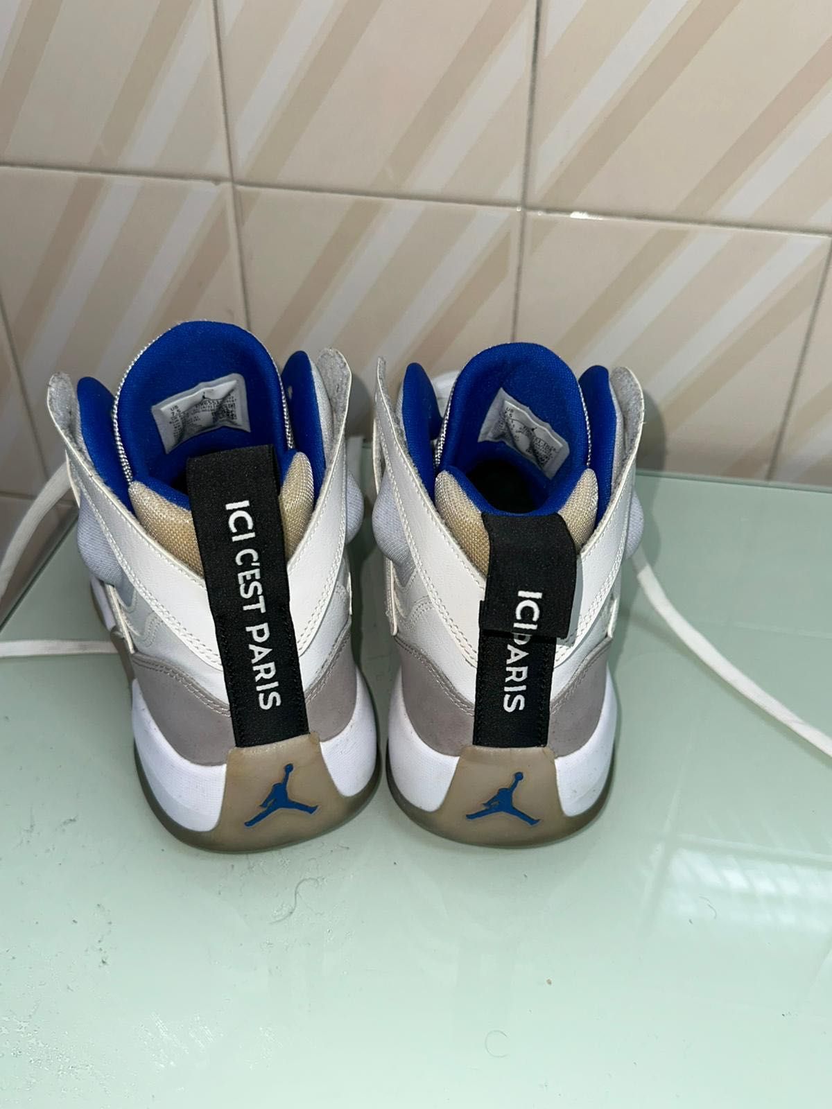 Air Jordan 2 Colaboração com Pari Saint Germain, usados