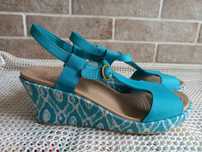 босоножки Crocs оригиналы 38р