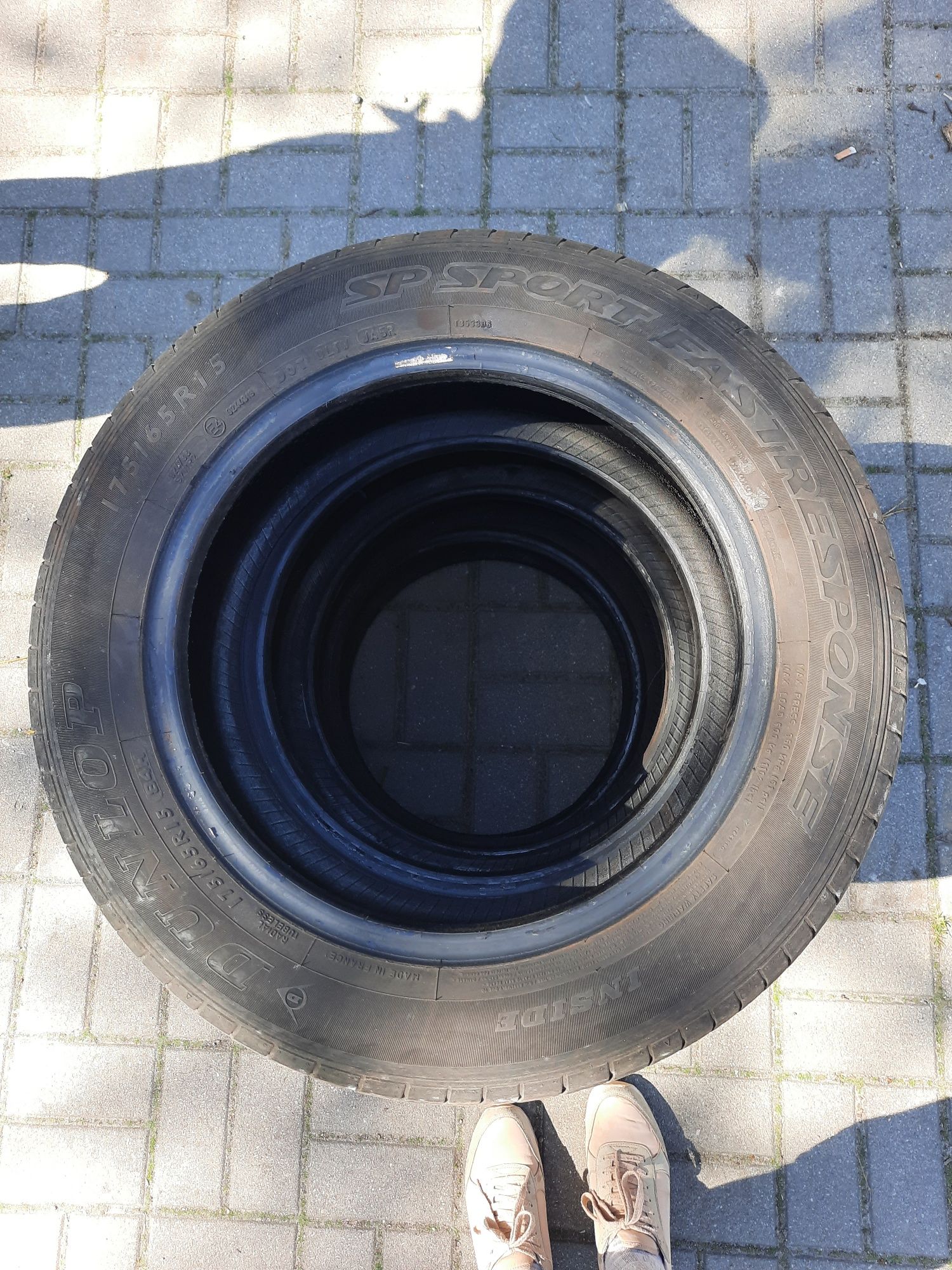 Komplet opon letnich Dunlop 175/65 R15