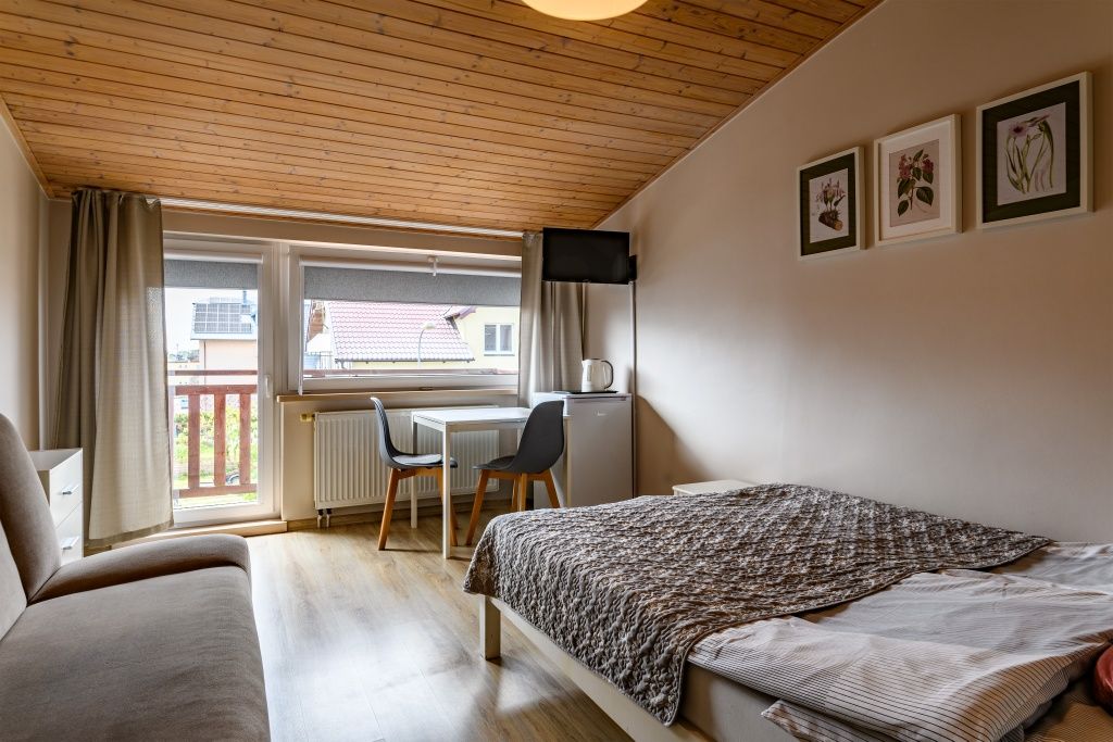 KARWIA. Apartamenty i pokoje 200 m do plaży
