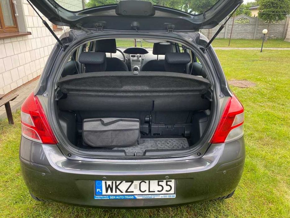 Toyota Yaris II Hatchback 5d 1.33 Dual VVT-i 101KM 2010 Salon Polska