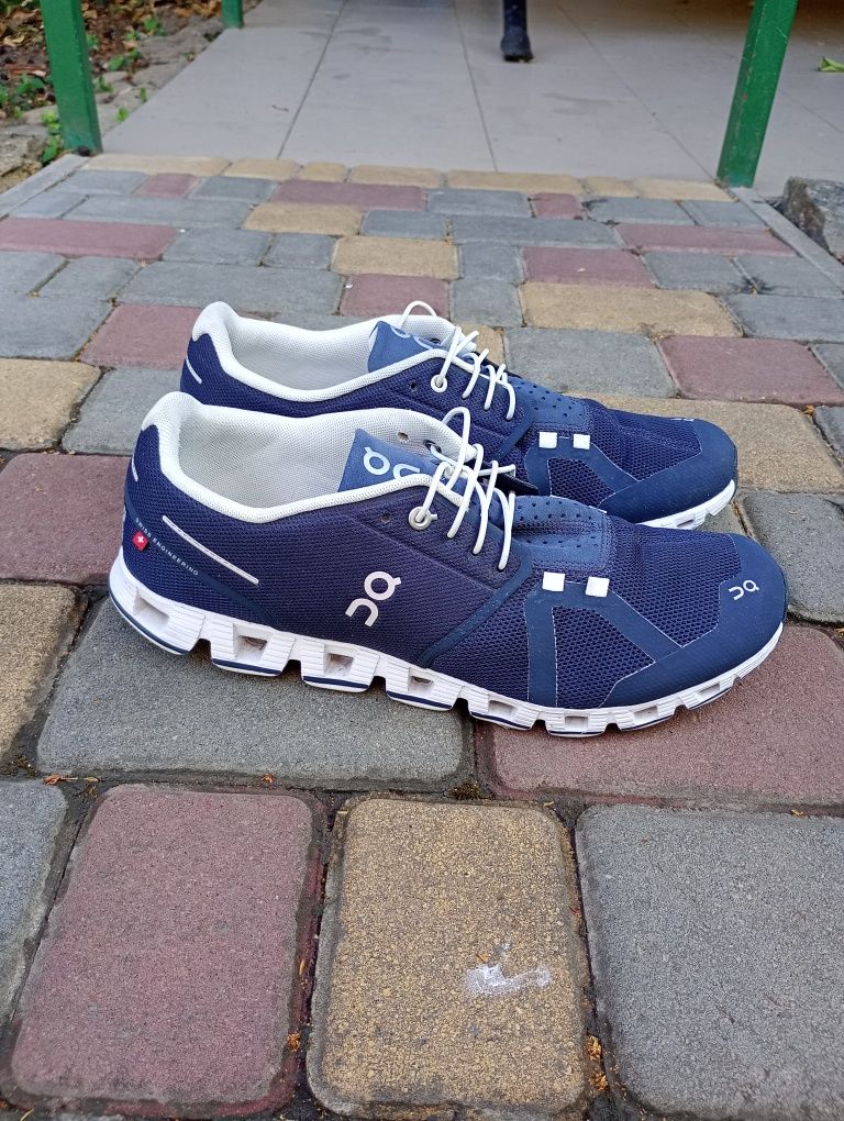 Кросівки ON Cloud Running 44 / 44,5