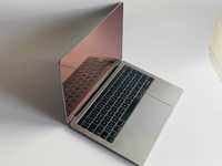 Macbook Pro 13 Stan idealny,touchbar 4x3,8 GHz,SSD 256 GB, Bateria 119