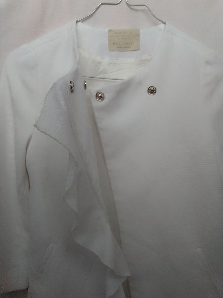 Casaco Branco da Zara - 10€ (PROMOÇÃO PÓS-NATAL)