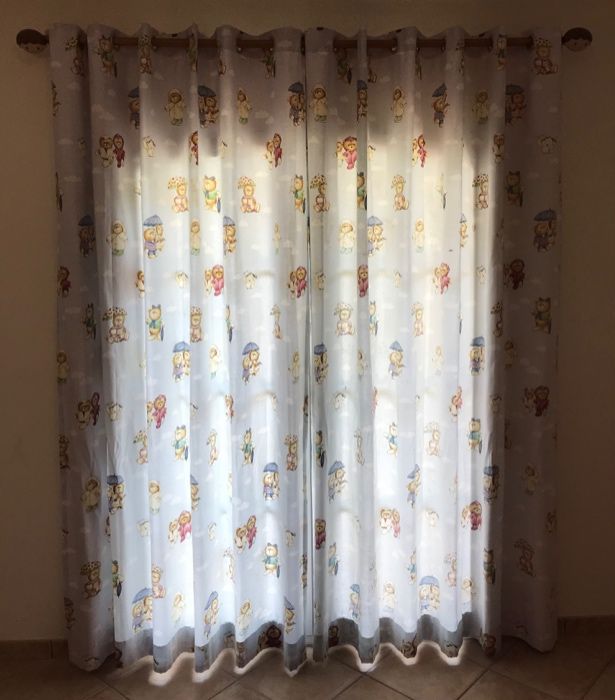 Cortinados c/ ursinhos p/ quarto de criança