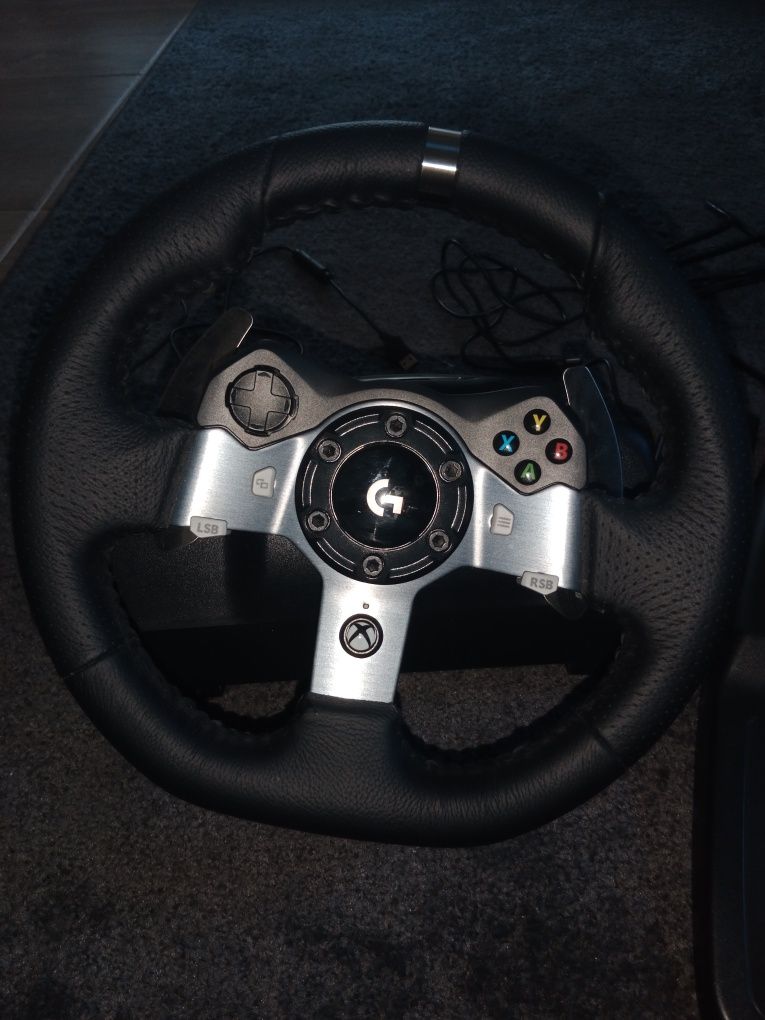Kierownica do gier (Logitech G920)