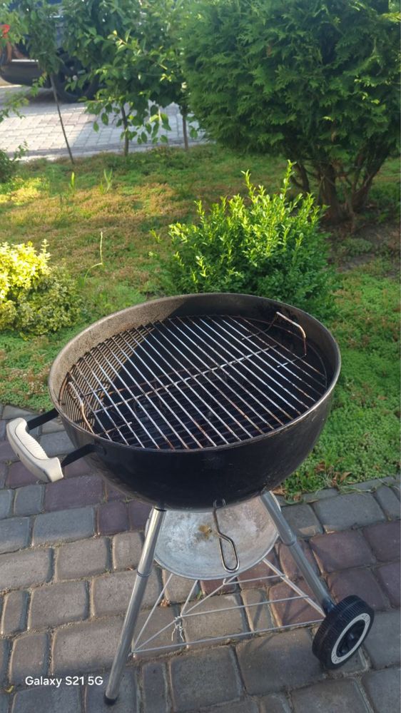 Вугільний гриль Weber d 47 см