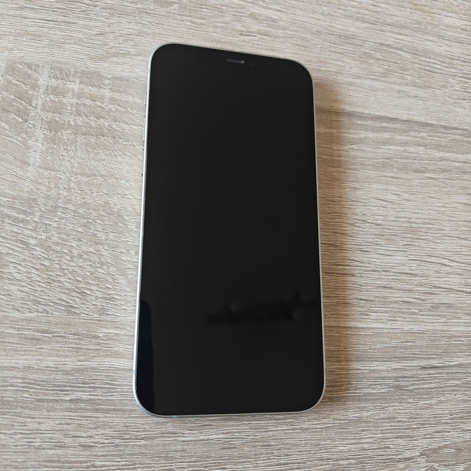 iPhone 12 128 GB + Carregador e Capas
