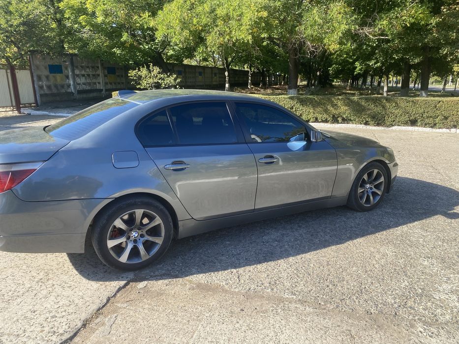 Продам БМВ Е60 530D