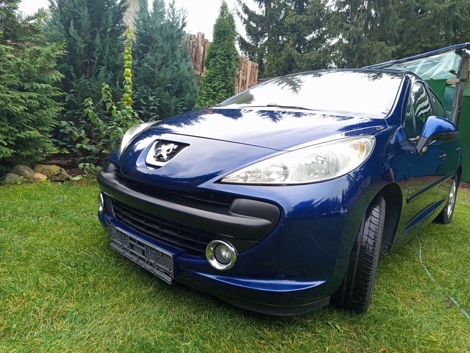 Peugeot 207 1.4 benzyna z Niemiec