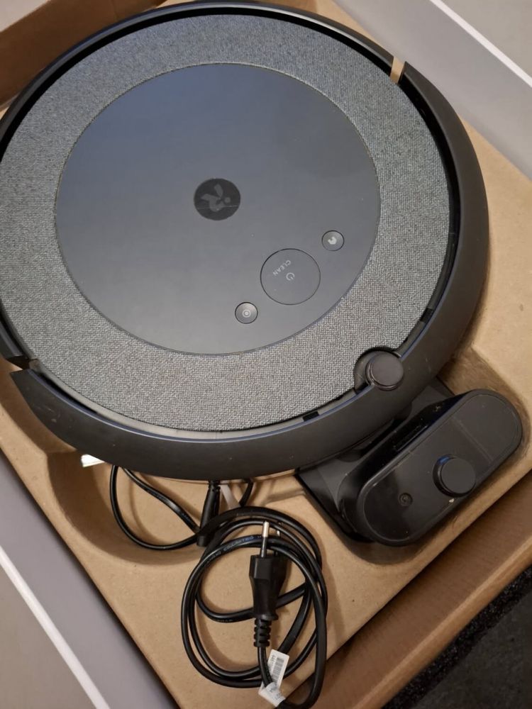 Irobot roomba i3