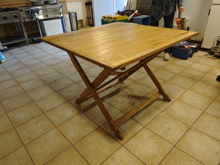 Stół składany drreniany