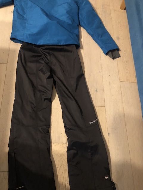 stroj kombinezon Spyder na narty snowboard dla dziewczyny XS/S