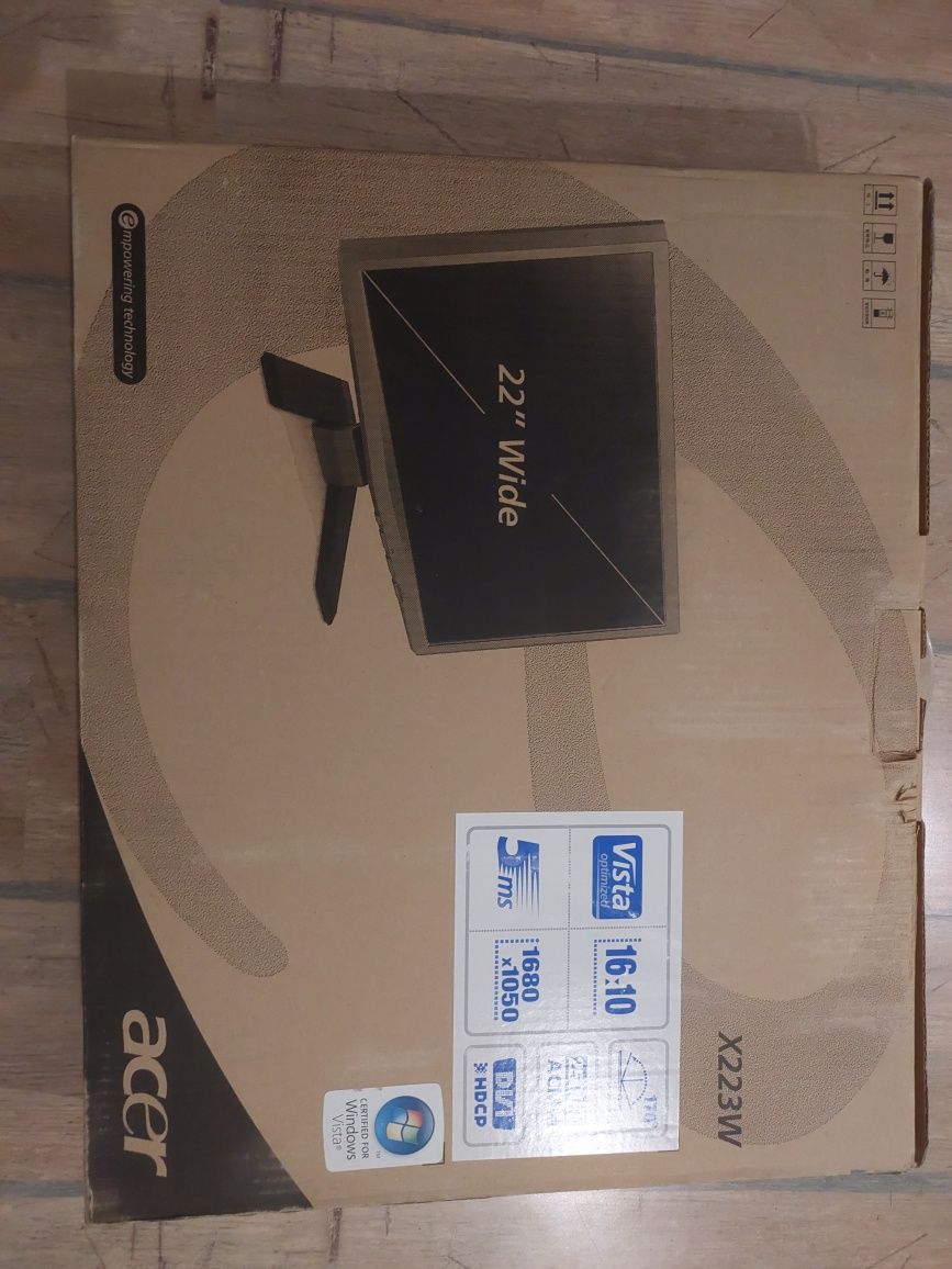 Монитор Acer X223W