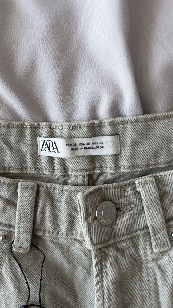 Шорти чоловічі ZARA