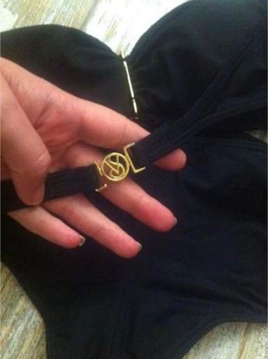 Шик вінтажний чорний купальник victoria secret з золотими пряжками s