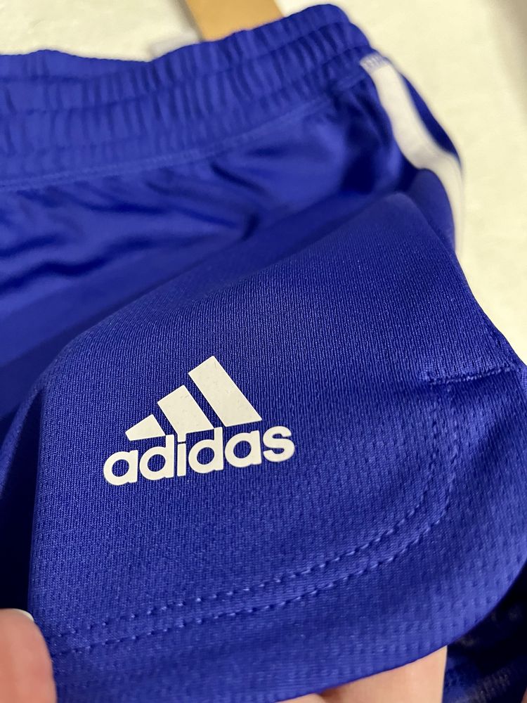 Nowe szorty 3-stripes marki Adidas, rozmiar L