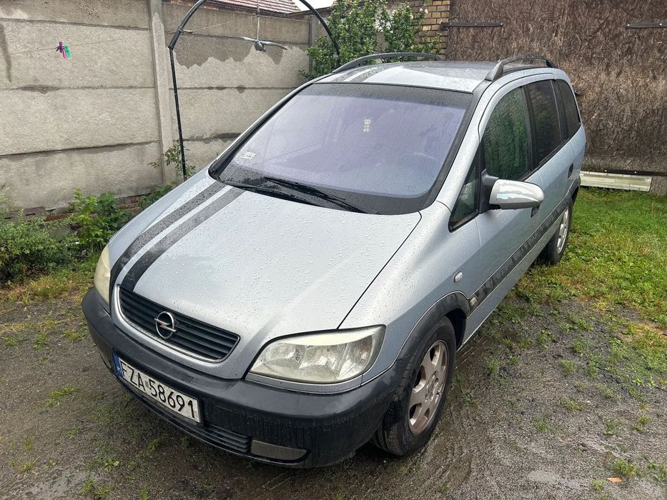 Opel Zafira Syndyk sprzeda samochód osobowy marki OPEL, model Zafira Comfort