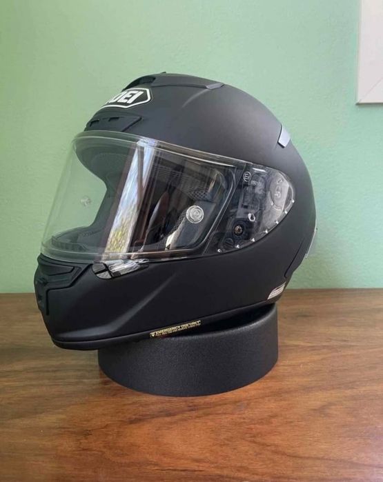 Capacete shoei novo