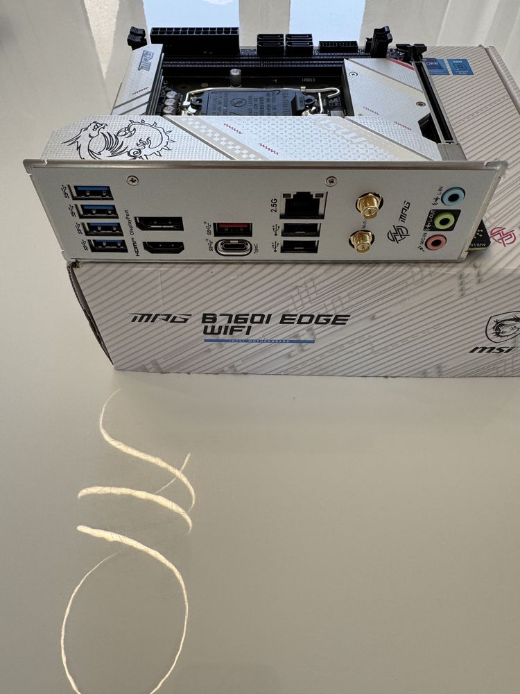MSI MPG B760I EDGE WIFI płyta główna Intel B760 Lga 1700 mini ATX
