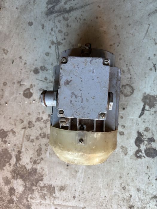 Двигун АИР56Б23Н 0.79 киловат