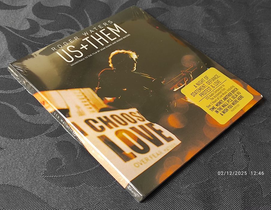 Roger Waters - Us + Them 2CD