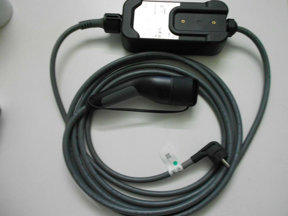 carregador para veículos elétricos ou híbridos