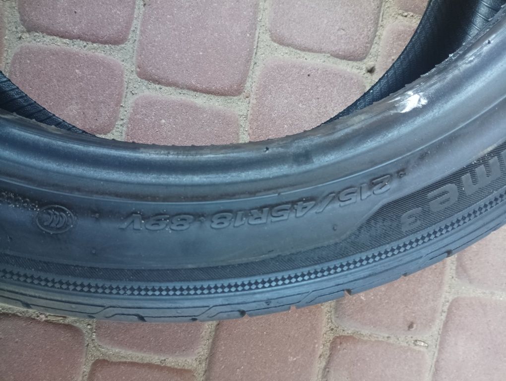 Opony letnie 215/45/18