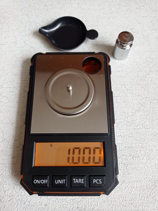 Весы ювелирные точность 0.001 до 50 грамм
