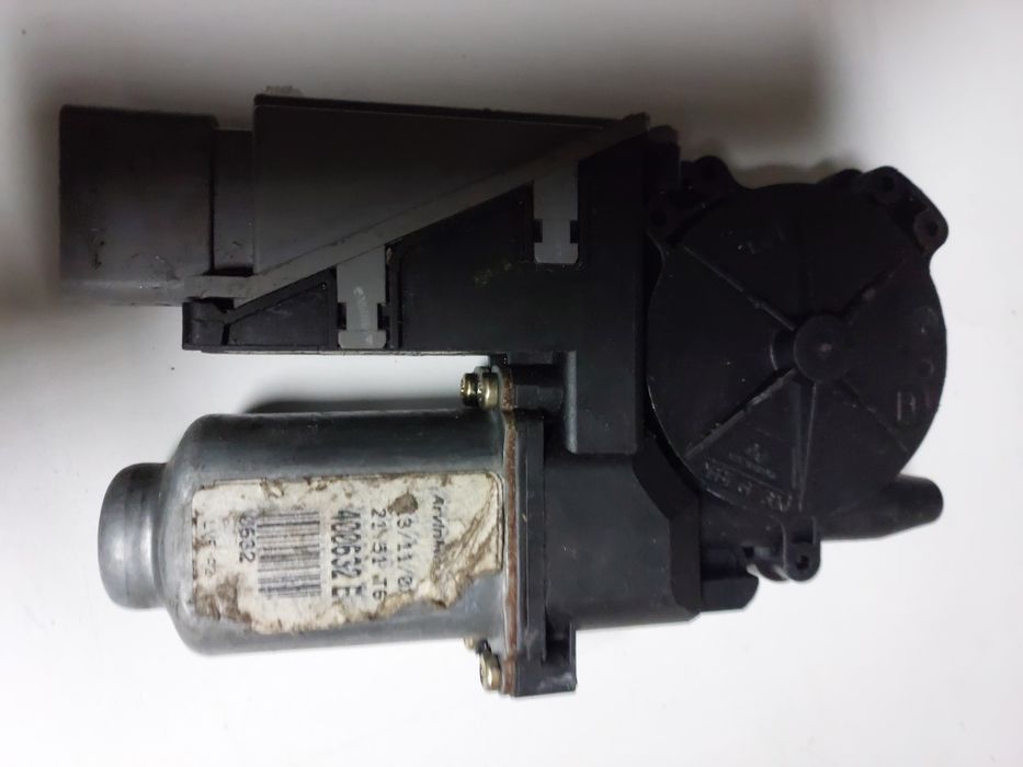 Motor elevador 307
