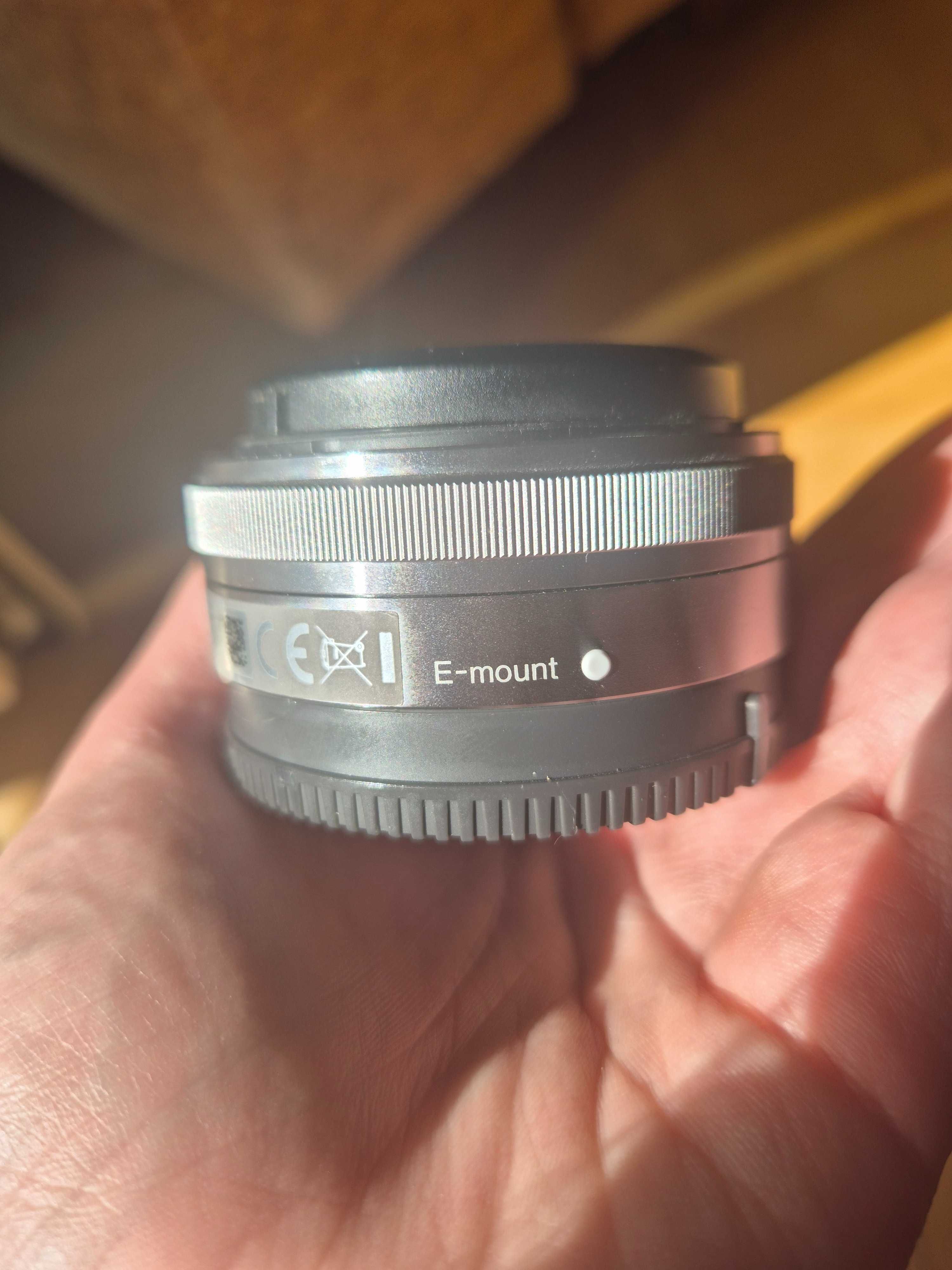 Obiektyw Sony E 16mm F2.8 Pancake SEL16F28