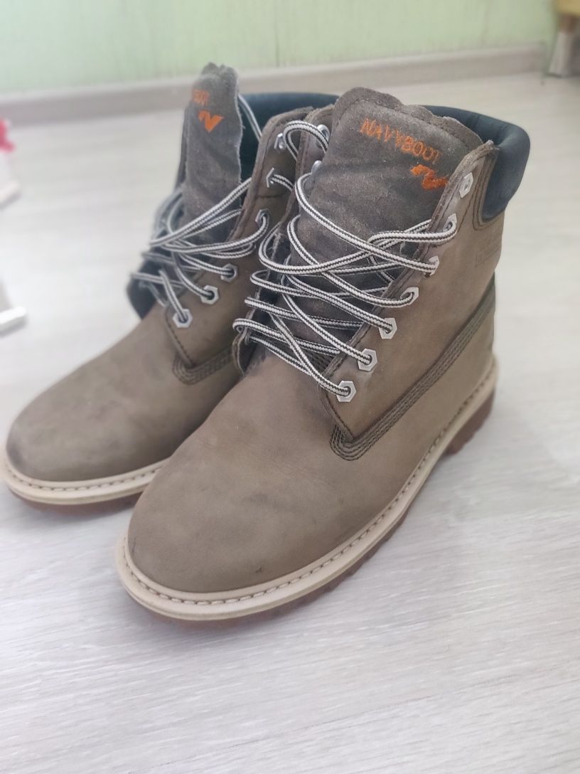 Туристичические ботинки Navyboot