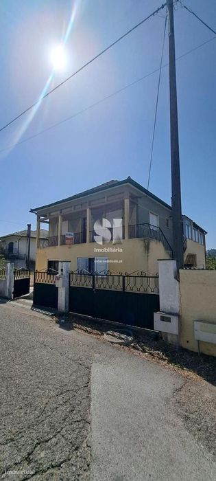 Moradia Isolada com 2000m2 terreno