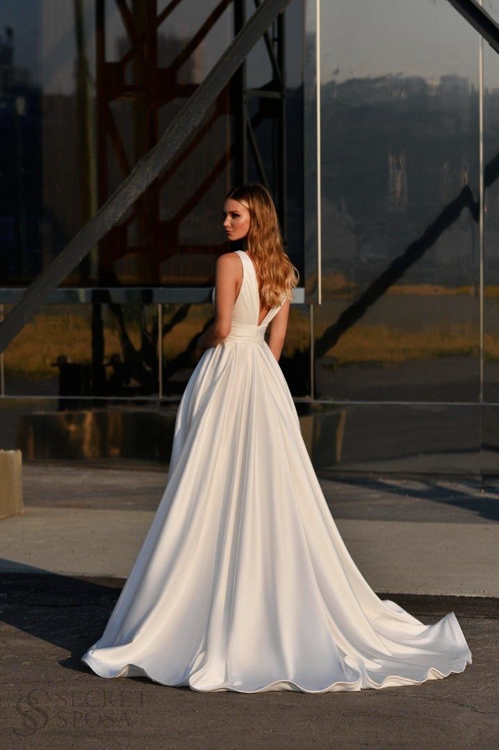 Nowa suknia ślubna Lotta Gabbiano