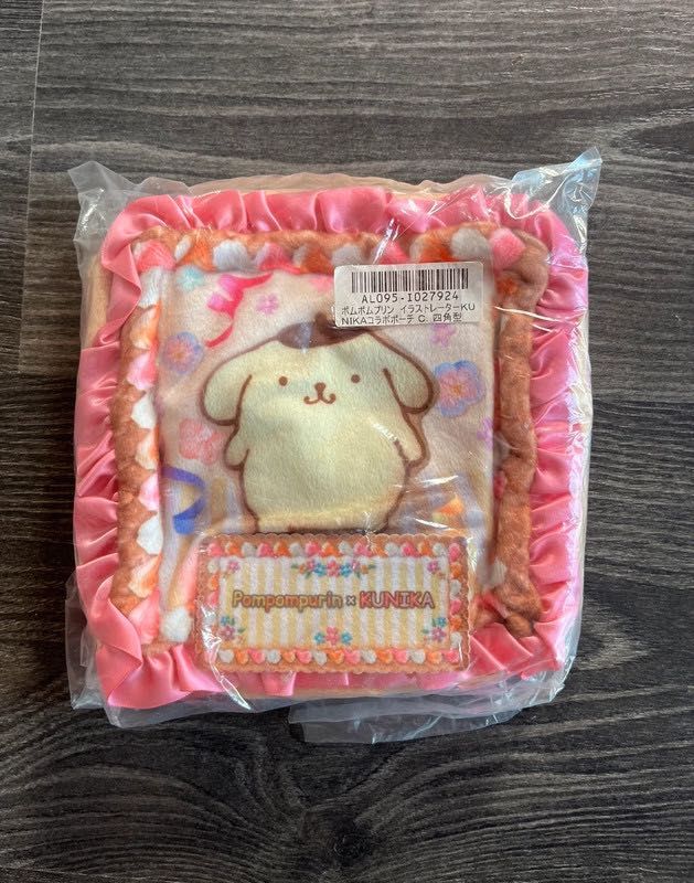 Pompompurin Sanrio x KUNIKA Hello Kitty mała kosmetyczka