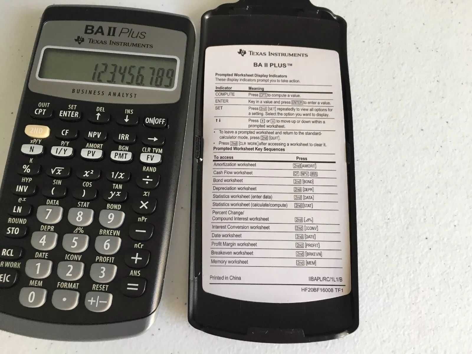 Фінансовий калькулятор Texas Instruments TI BA II Plus вживаний