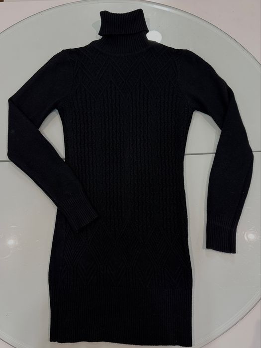 Чорна коротка тепла сукня s/m