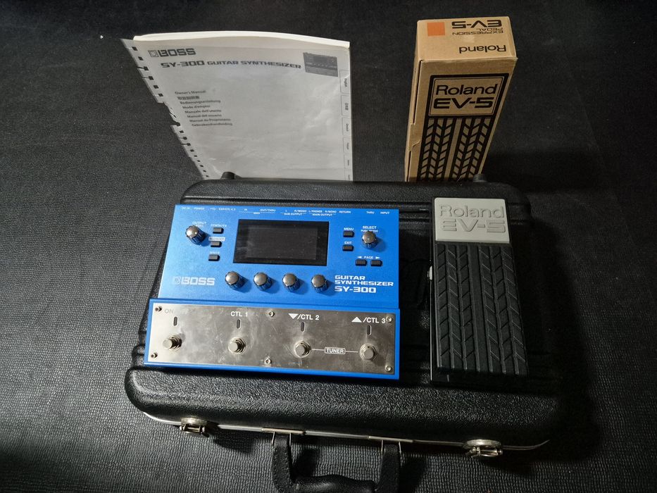 Boss Sy-300 Synth, Roland EV-5 e case Ibanez