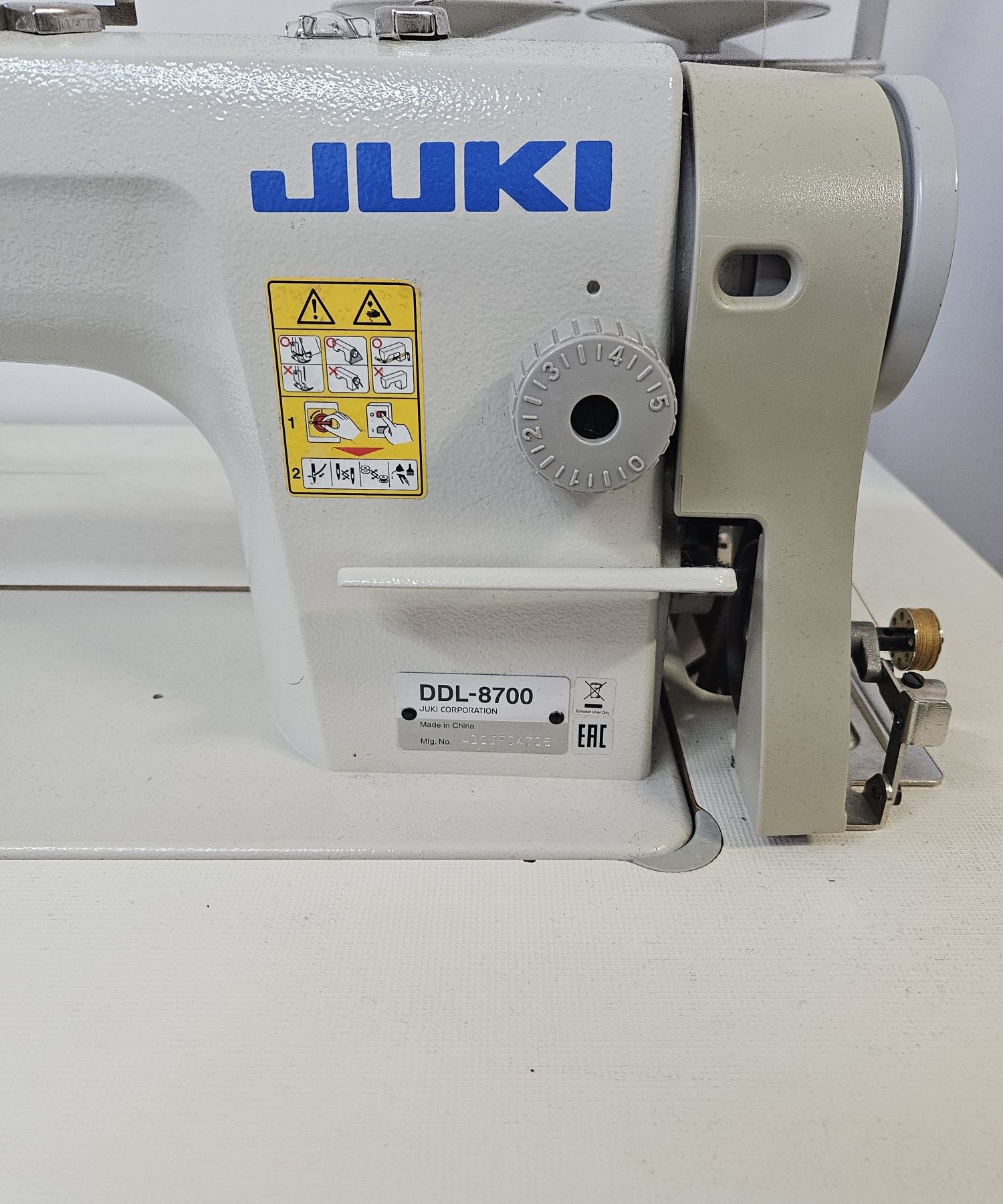 Maszyna do szycia juki DDL-8700