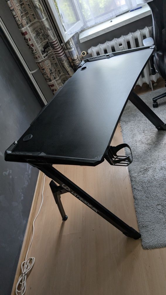 Biurko gamingowe Ultradesk invader LED