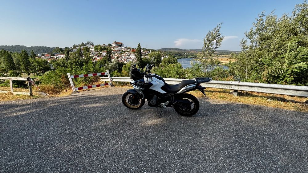 CF Moto 700MT Adv 2025