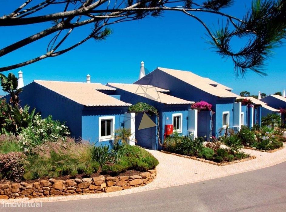 Resort hotel a venda na praia da luz, Lagos