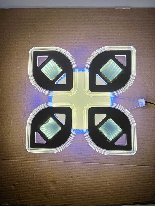 Люстра світлодіодна акрилова V K29028-4+1 з пультом