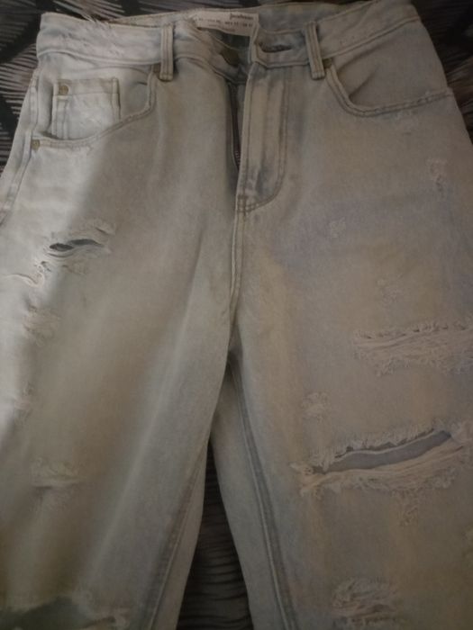 Джинсы женские очень