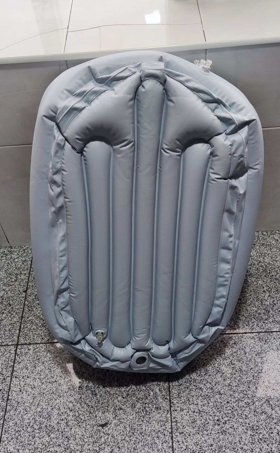 Banheira de bebé insuflável