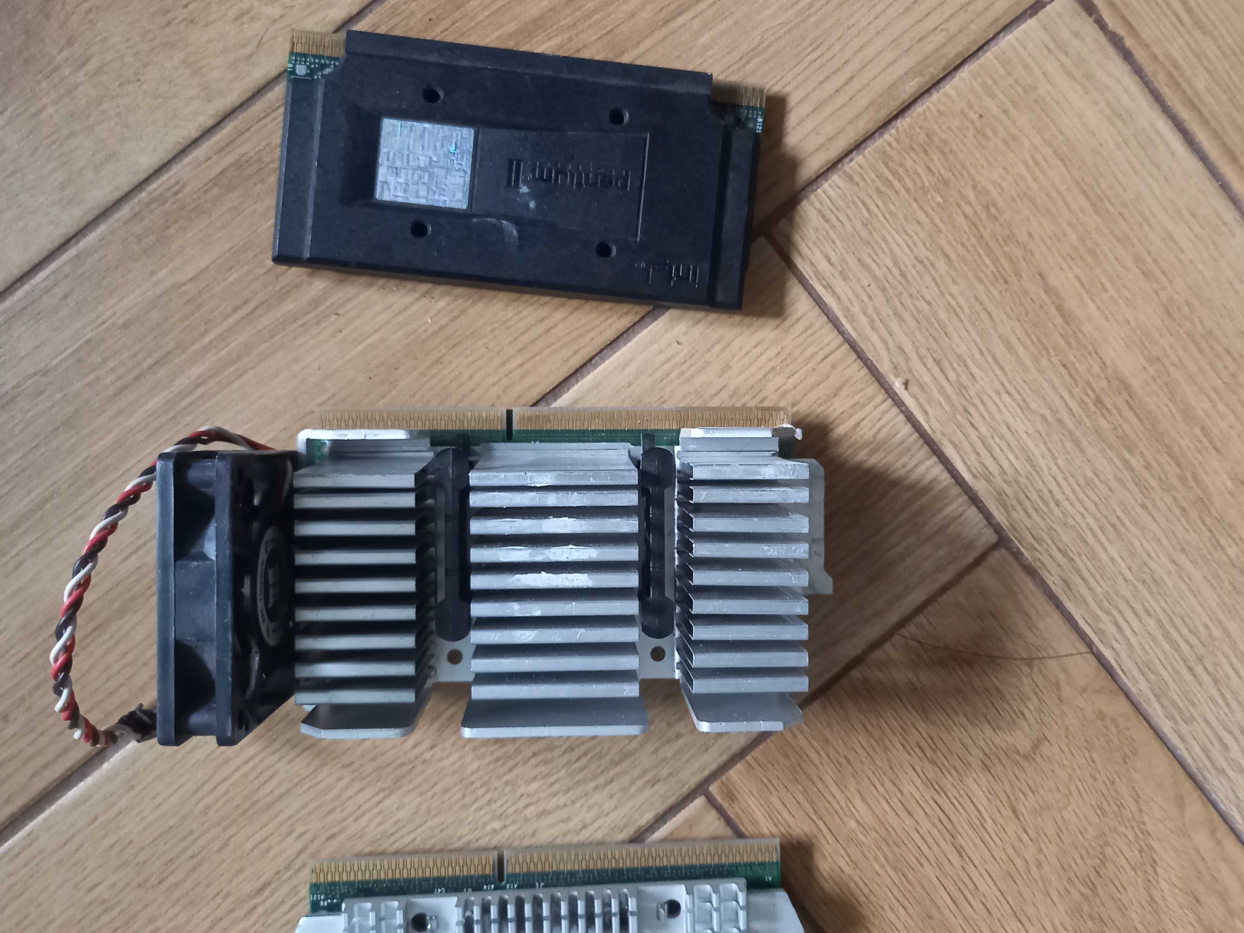 Stary Procesor intel 'slot 1' (SL35E, SL35E, SL356, SL2YP)