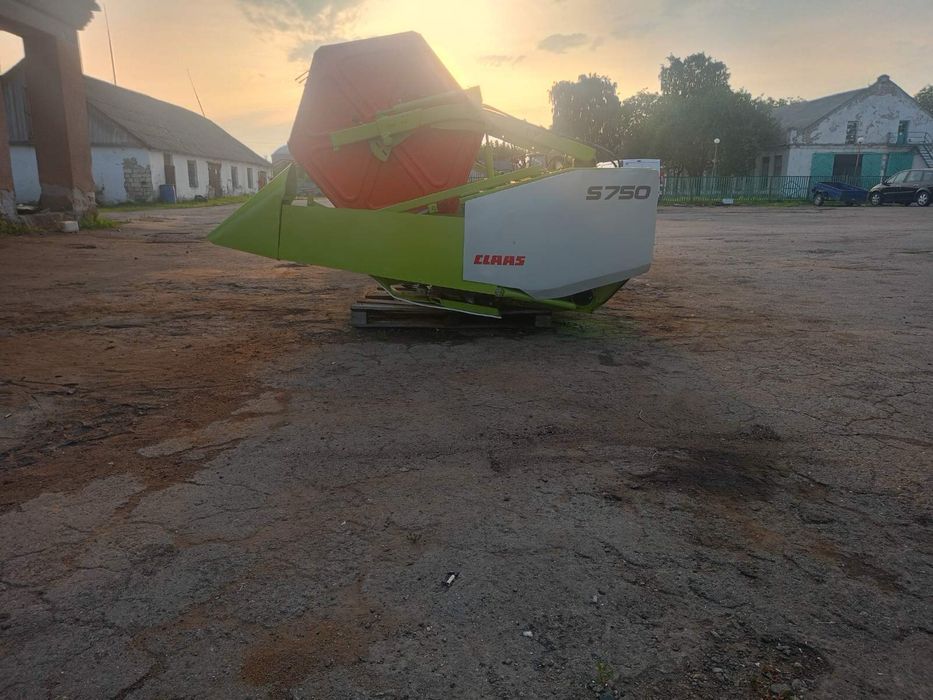 АКЦІЯ! Продаж жниварки Claas S 750 Flex